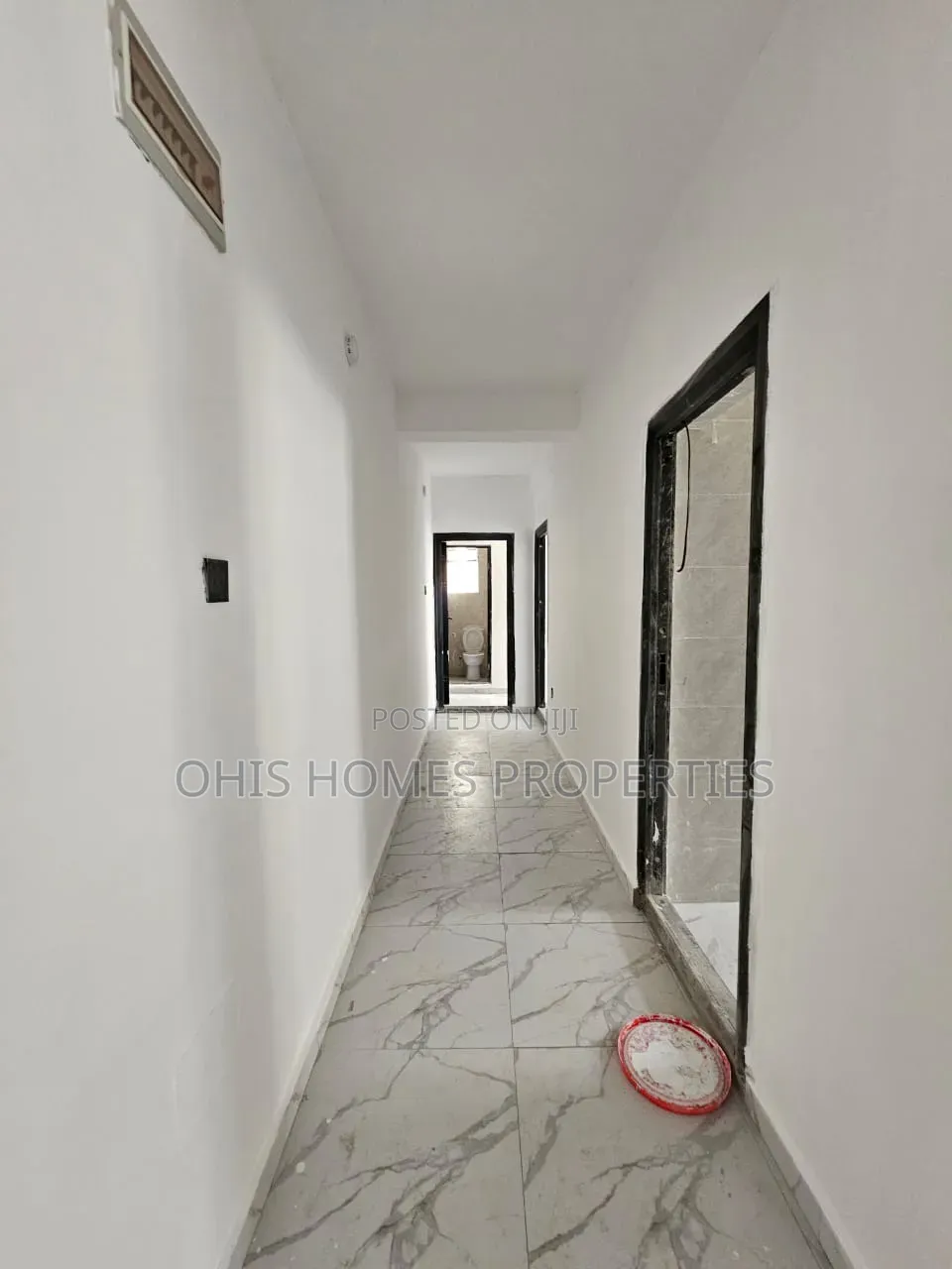 2bdrm Apartment in Van Daniels, Lekki Expressway for rent in Lekki Expressway