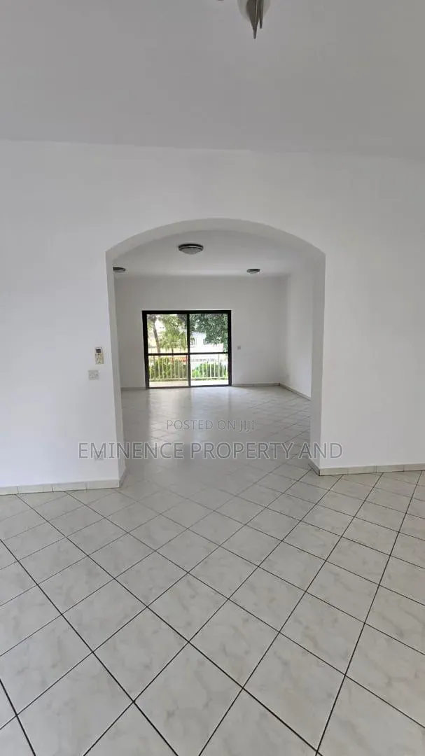3bdrm Apartment in Old Ikoyi for rent in Old Ikoyi