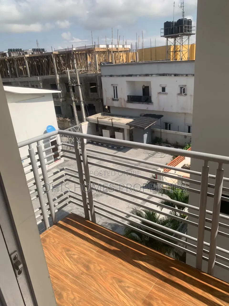 3bdrm Apartment in Van Daniels, Lekki Expressway for rent in Lekki Expressway