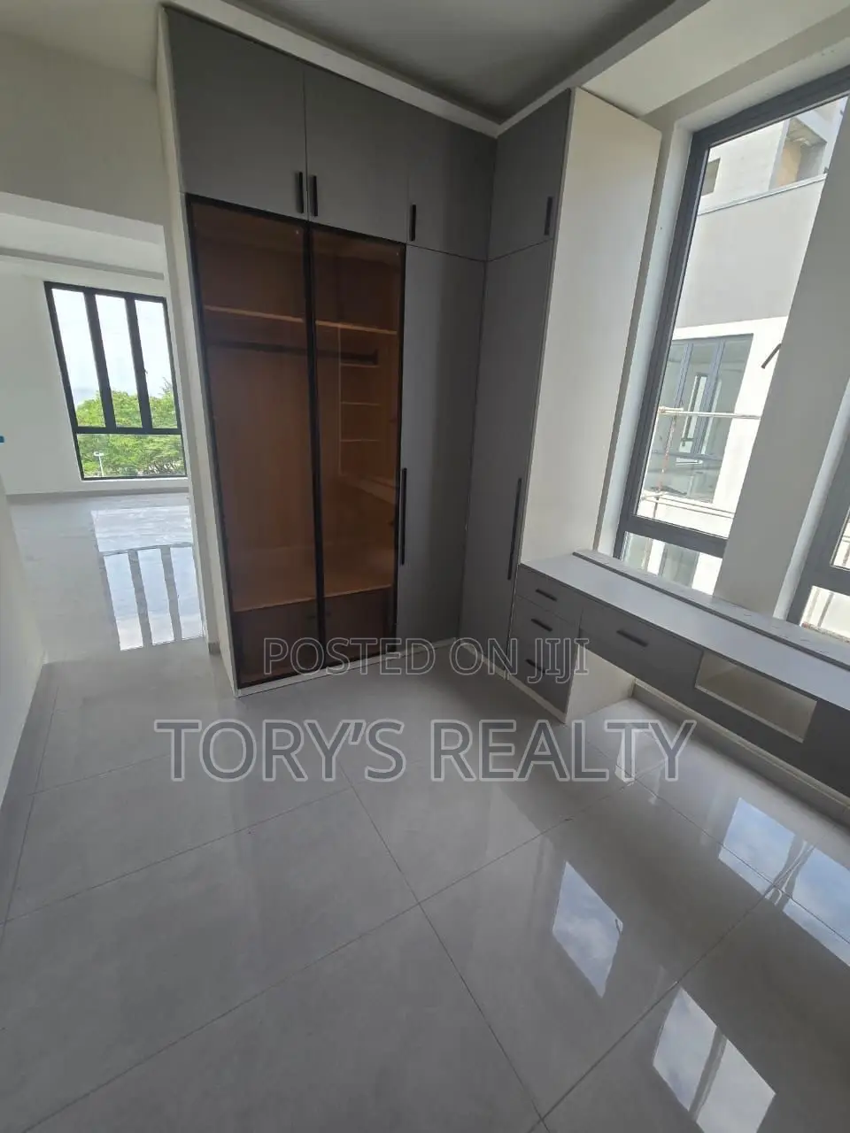 6bdrm Duplex in Banana Island for rent in Banana Island