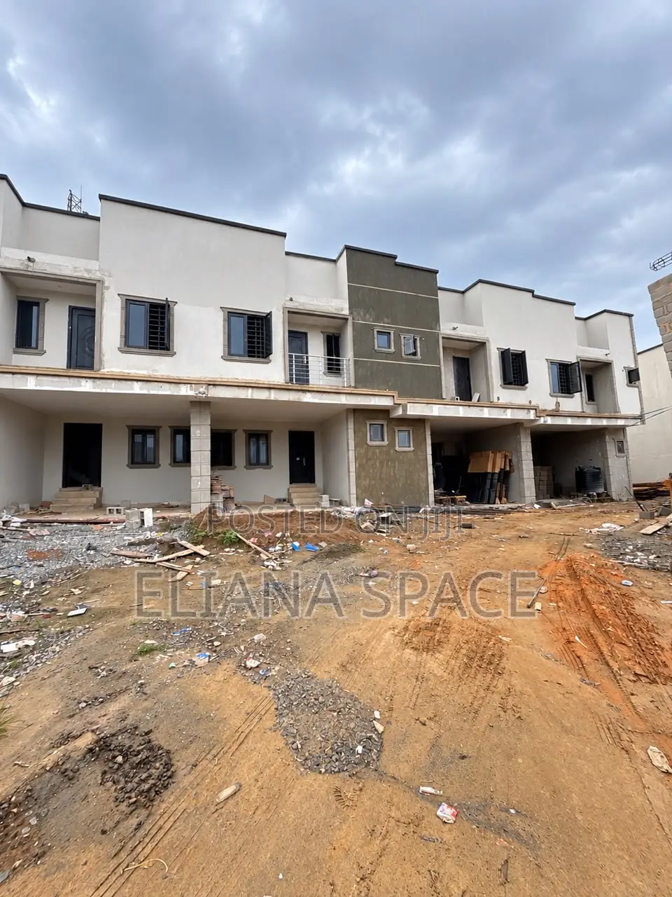 4bdrm Townhouse/Terrace in Ojodu Berger for sale in Berger