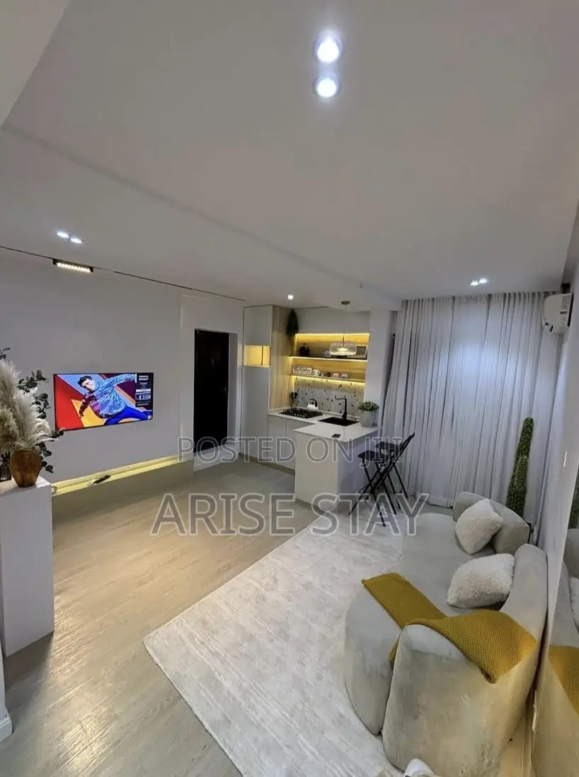 1-Bedroom Shortlet | Lekki in Lekki