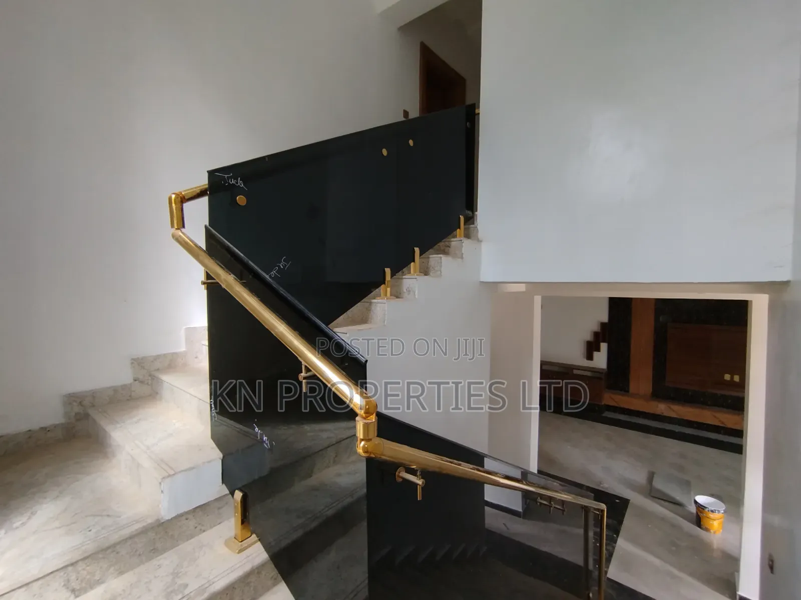 4bdrm Duplex in Durumi for rent in Durumi