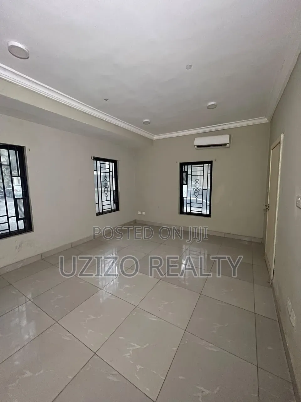 3bdrm Apartment in Lekki County Estate, Ikota for sale in Ikota