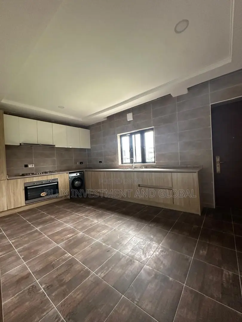 4bdrm Duplex in Ikoyi, Gerard Road for sale in Gerard Road