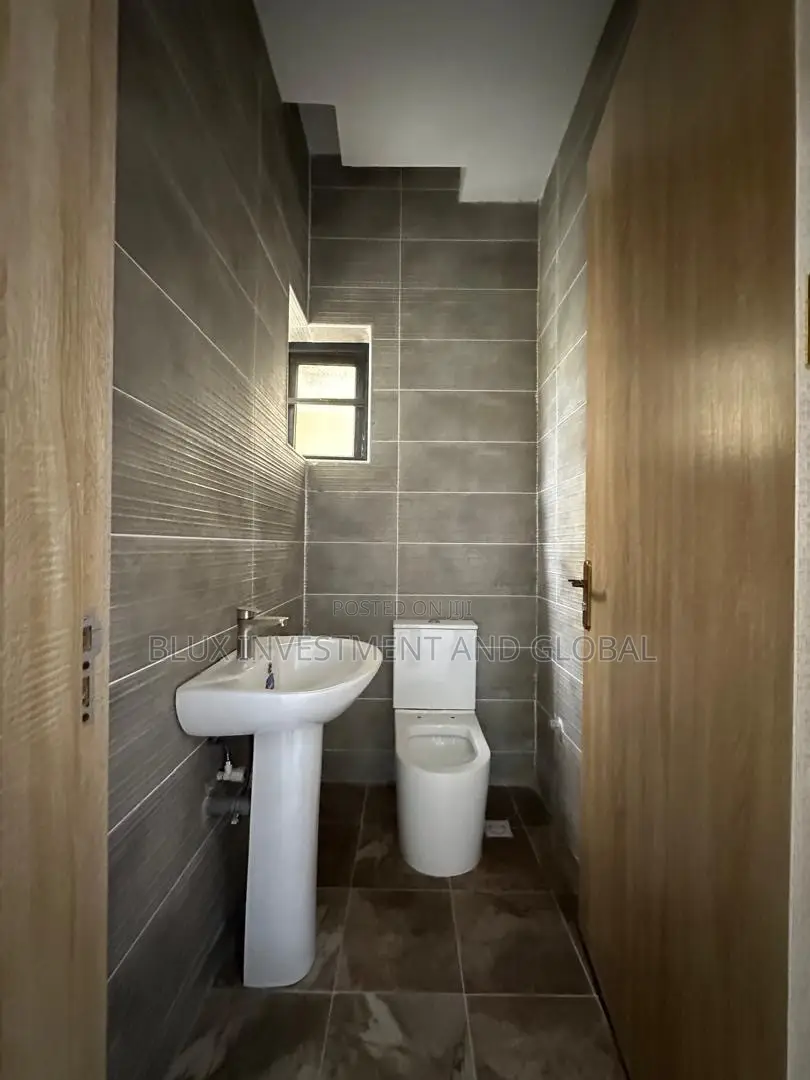 4bdrm Duplex in Ikoyi, Gerard Road for sale in Gerard Road