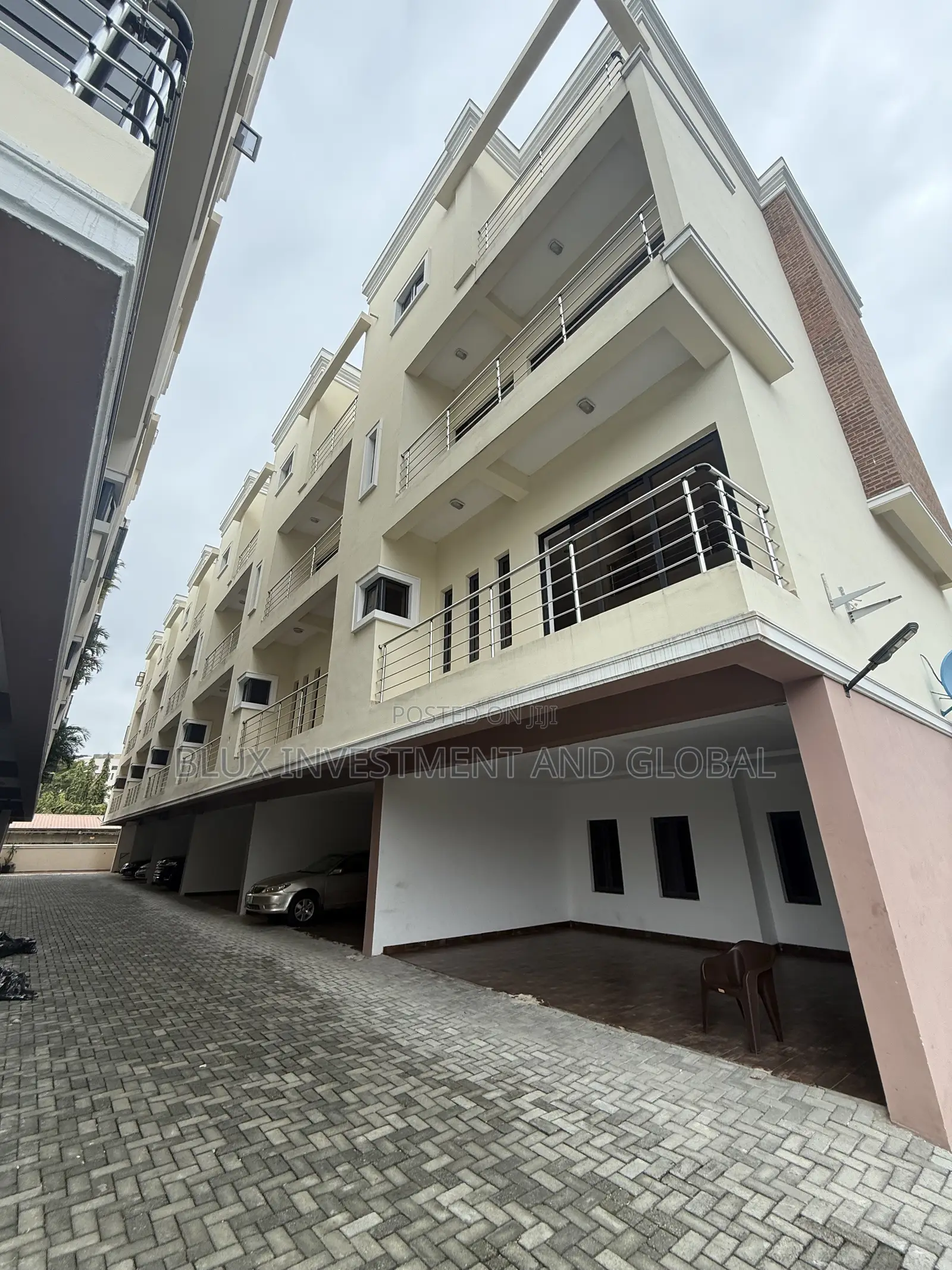 4bdrm Duplex in Ikoyi, Gerard Road for sale in Gerard Road