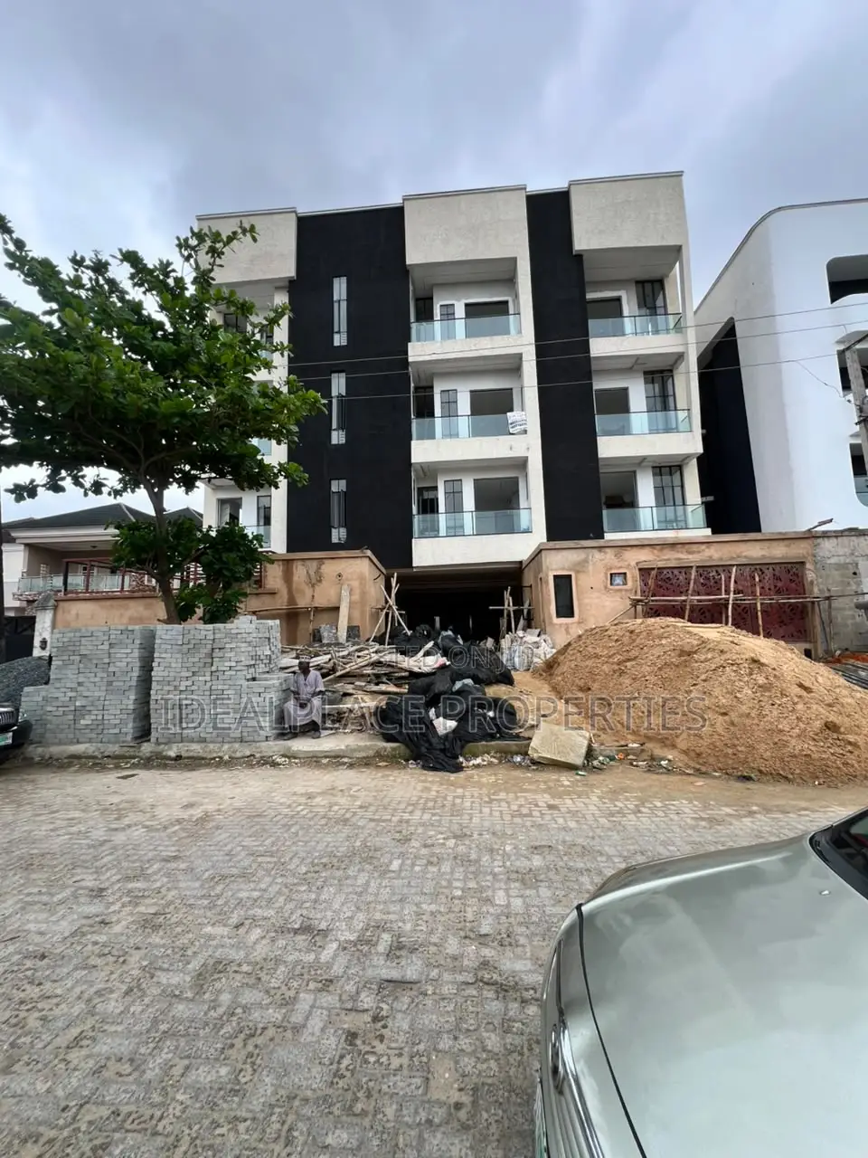 3bdrm Apartment in Lekki Phase 1 for sale in Lekki Phase 1