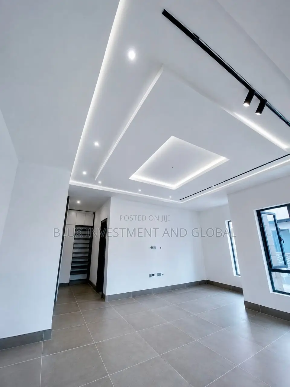 5bdrm Duplex in Ikoyi, Gerard Road for sale in Gerard Road
