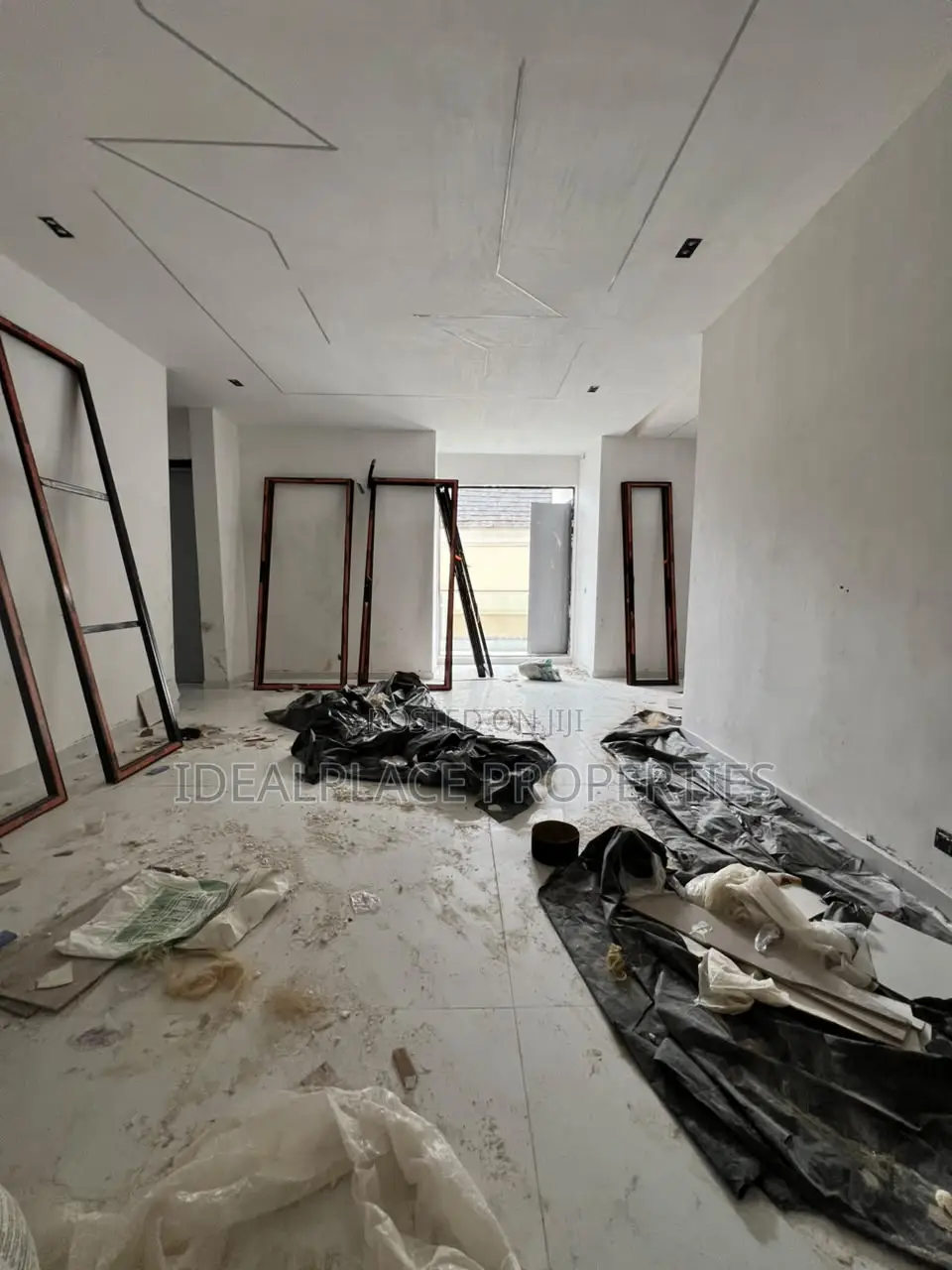 2bdrm Apartment in Lekki Phase 1 for sale in Lekki Phase 1