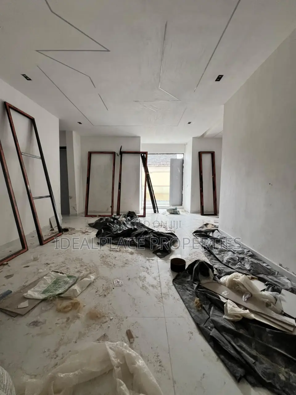 2bdrm Apartment in Lekki Phase 1 for sale in Lekki Phase 1