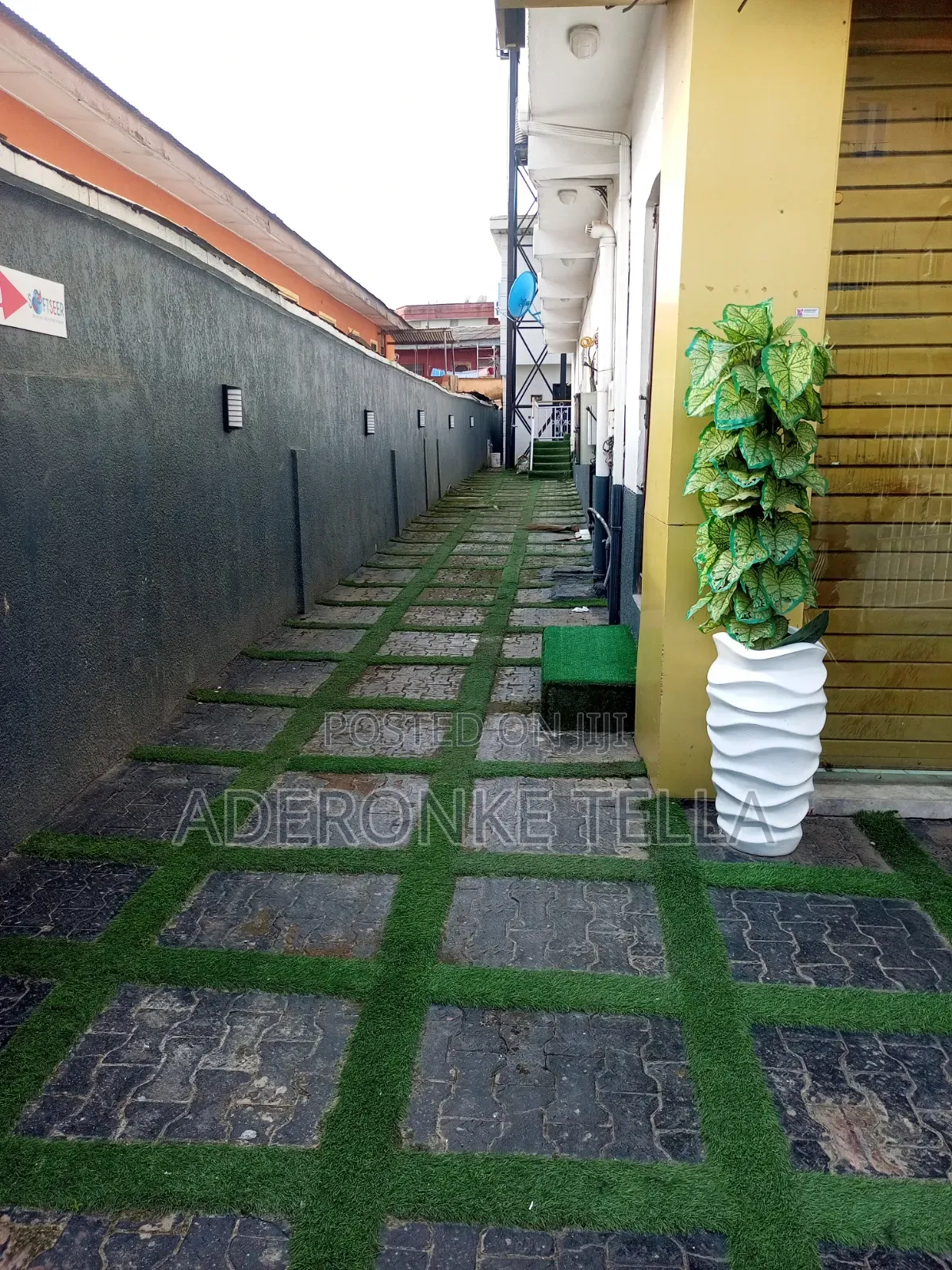 Furnished Studio Apartment in Off Awolowo Way, Ikeja for rent in Ikeja