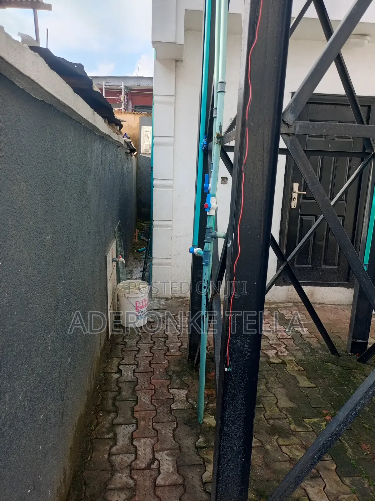 Furnished Studio Apartment in Off Awolowo Way, Ikeja for rent in Ikeja