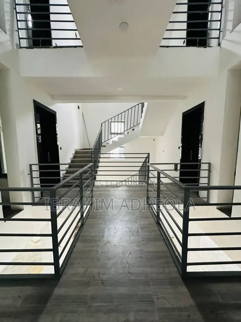 2bdrm Apartment in Ikate for sale in Ikate