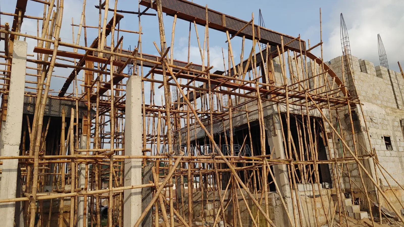 A Piece of the New Hutu Beauty in Sabon Lugbe