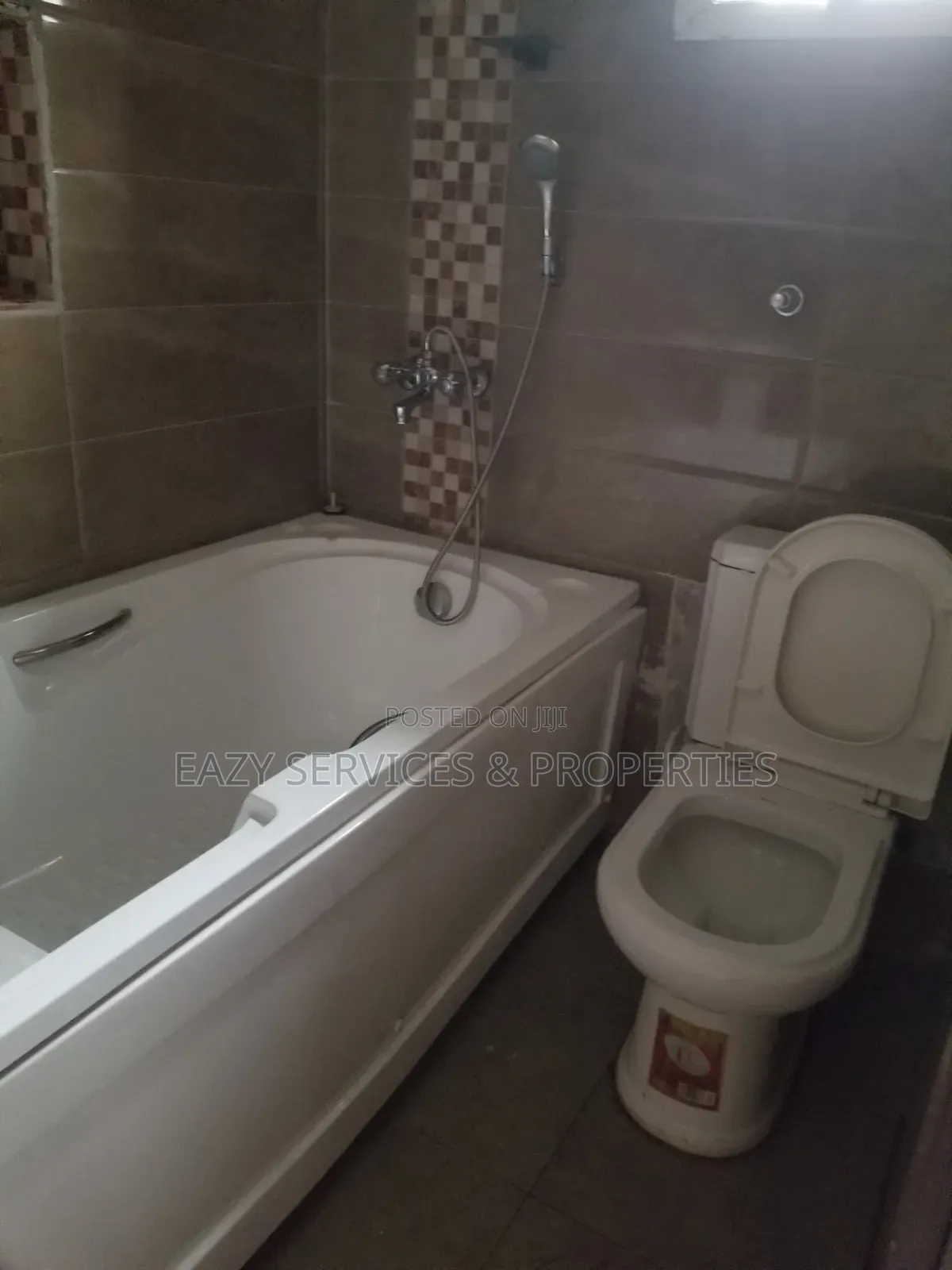 4bdrm Duplex in Lekki Gardens, Ikate for rent in Ikate