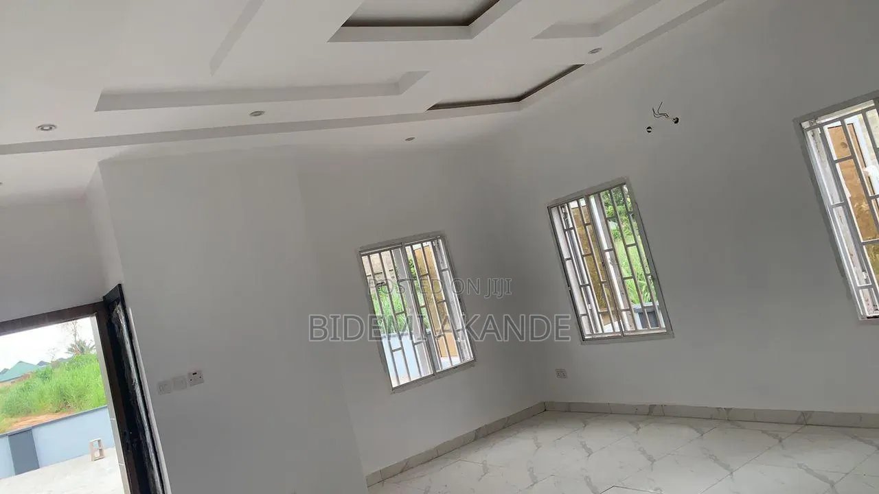 2bdrm Bungalow in Evermore Estate, Obafemi-Owode for rent in Obafemi-Owode