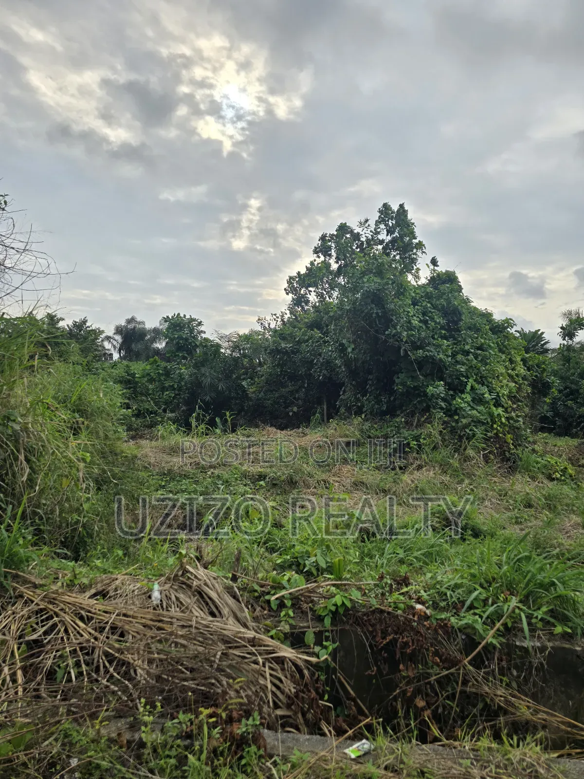 Prime Dryland Directly on the Major Road in Sangotedo