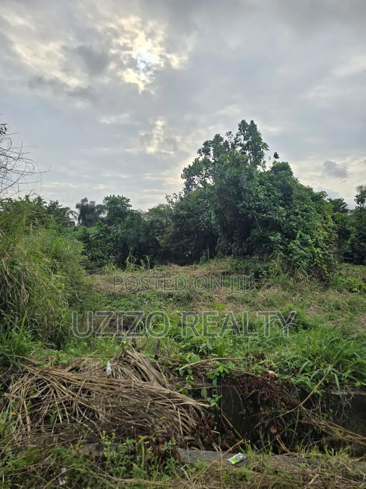 Prime Dryland Directly on the Major Road in Sangotedo