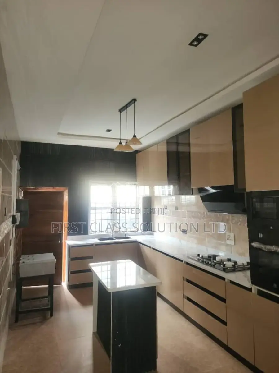 5bdrm Duplex in Idado, Lekki, Lagos for sale in Idado