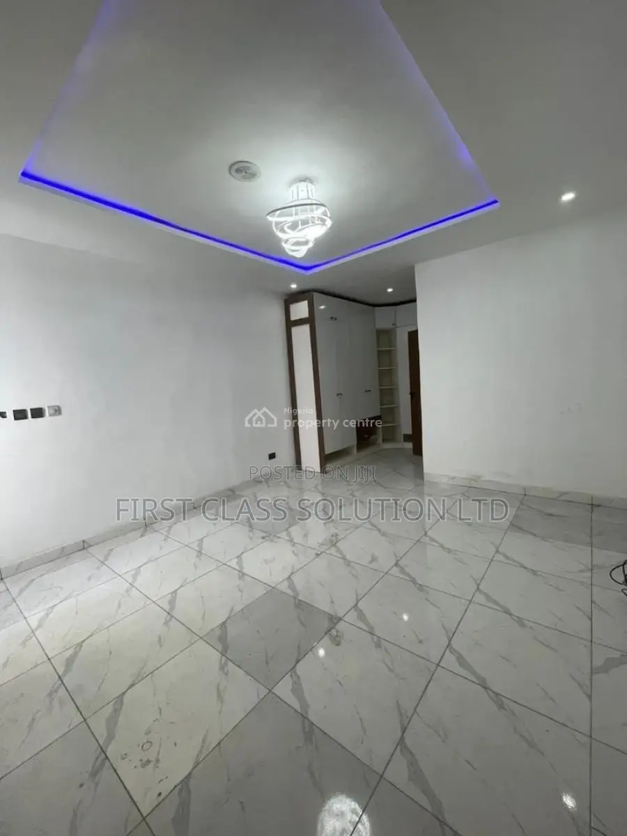 4bdrm Duplex in Chevy View Estate, for sale in Chevron