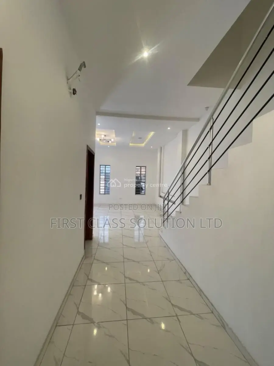 4bdrm Duplex in Agungi Lekki Lagos, for sale in Agungi