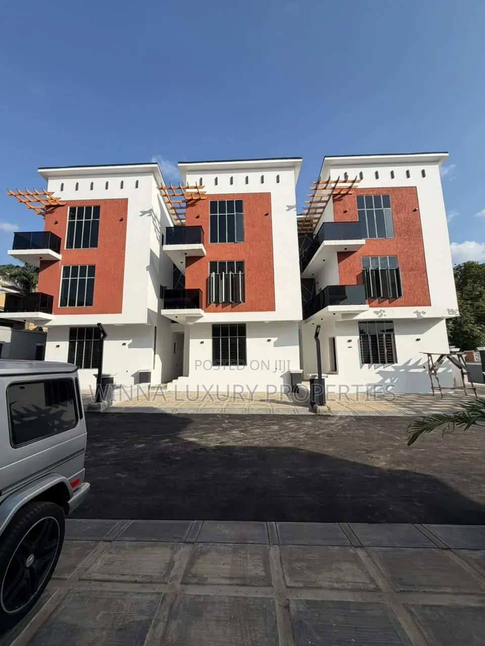 4bdrm Townhouse/Terrace in Utako for sale in Utako