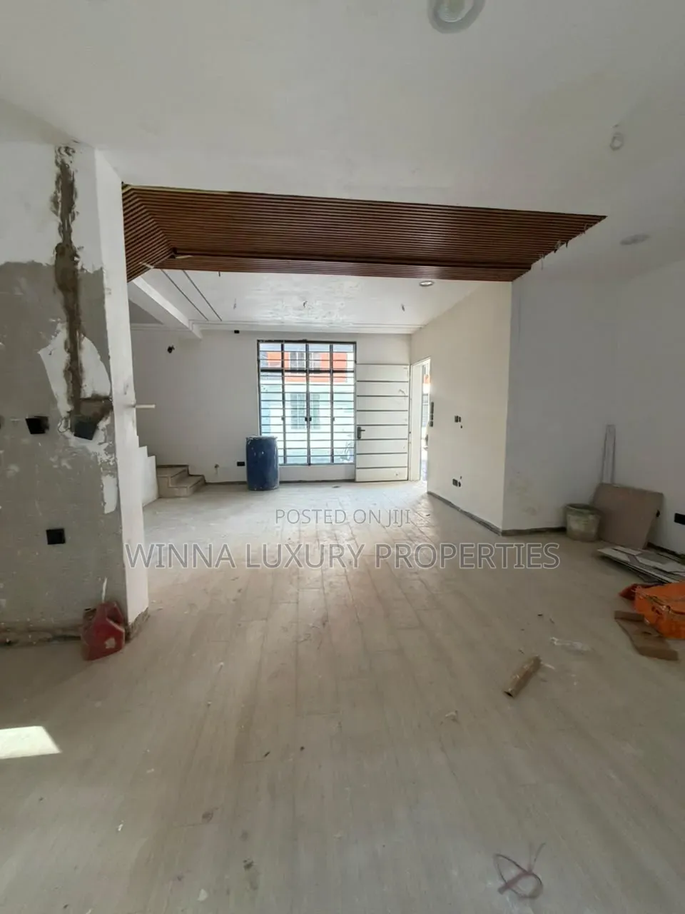 4bdrm Townhouse/Terrace in Utako for sale in Utako