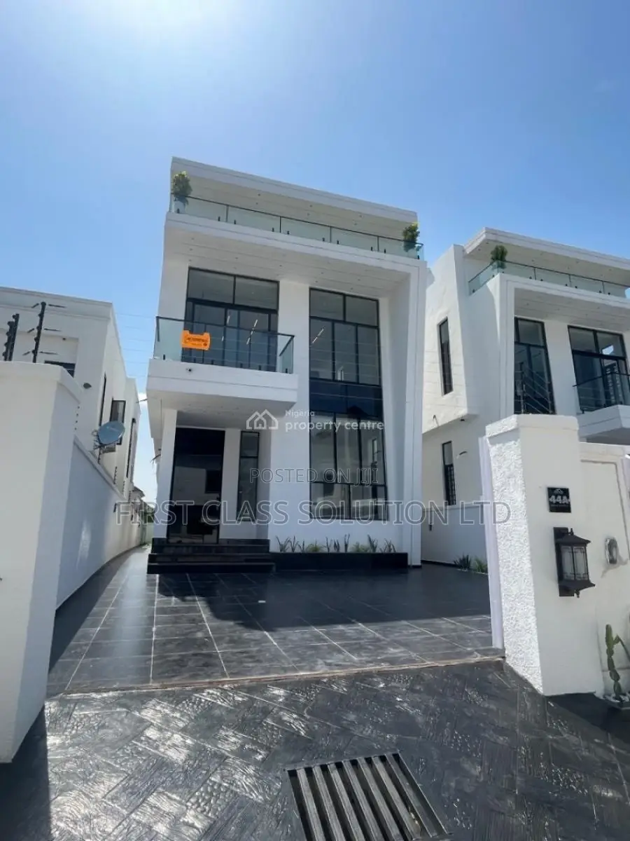 5bdrm Duplex in Ajah, Lagos for sale in VGC / Ajah