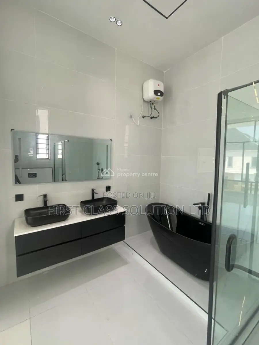 5bdrm Duplex in Ajah, Lagos for sale in VGC / Ajah