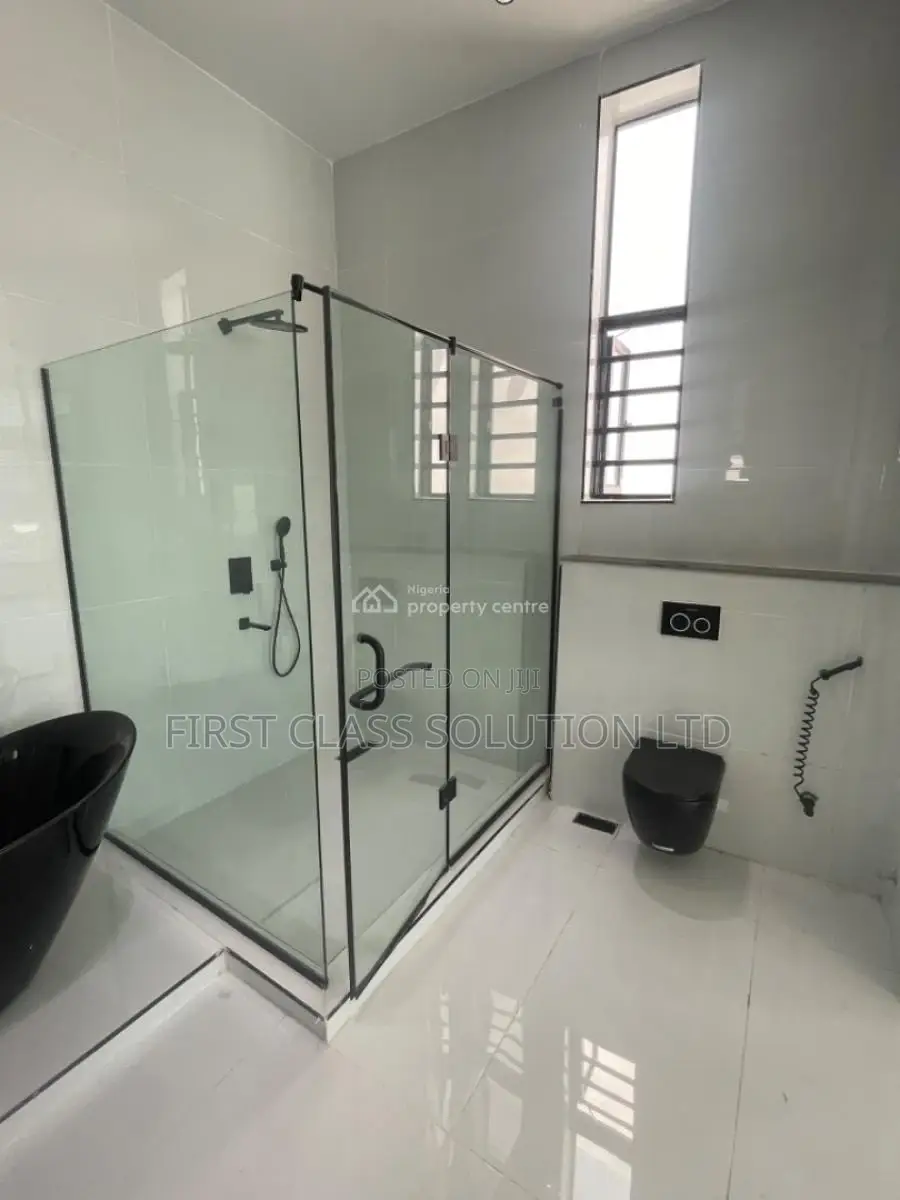 5bdrm Duplex in Ajah, Lagos for sale in VGC / Ajah
