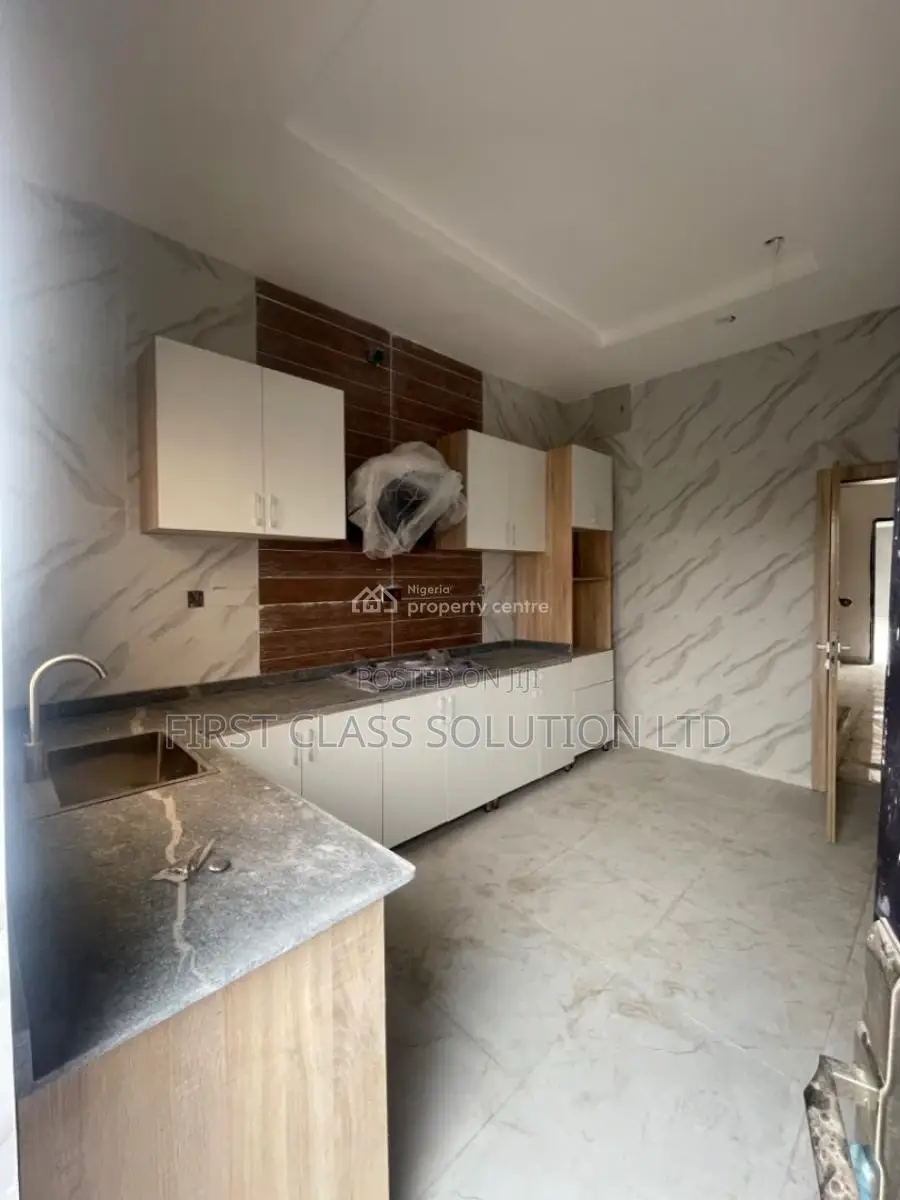 4bdrm Duplex in Ajah, Lagos for sale in VGC / Ajah