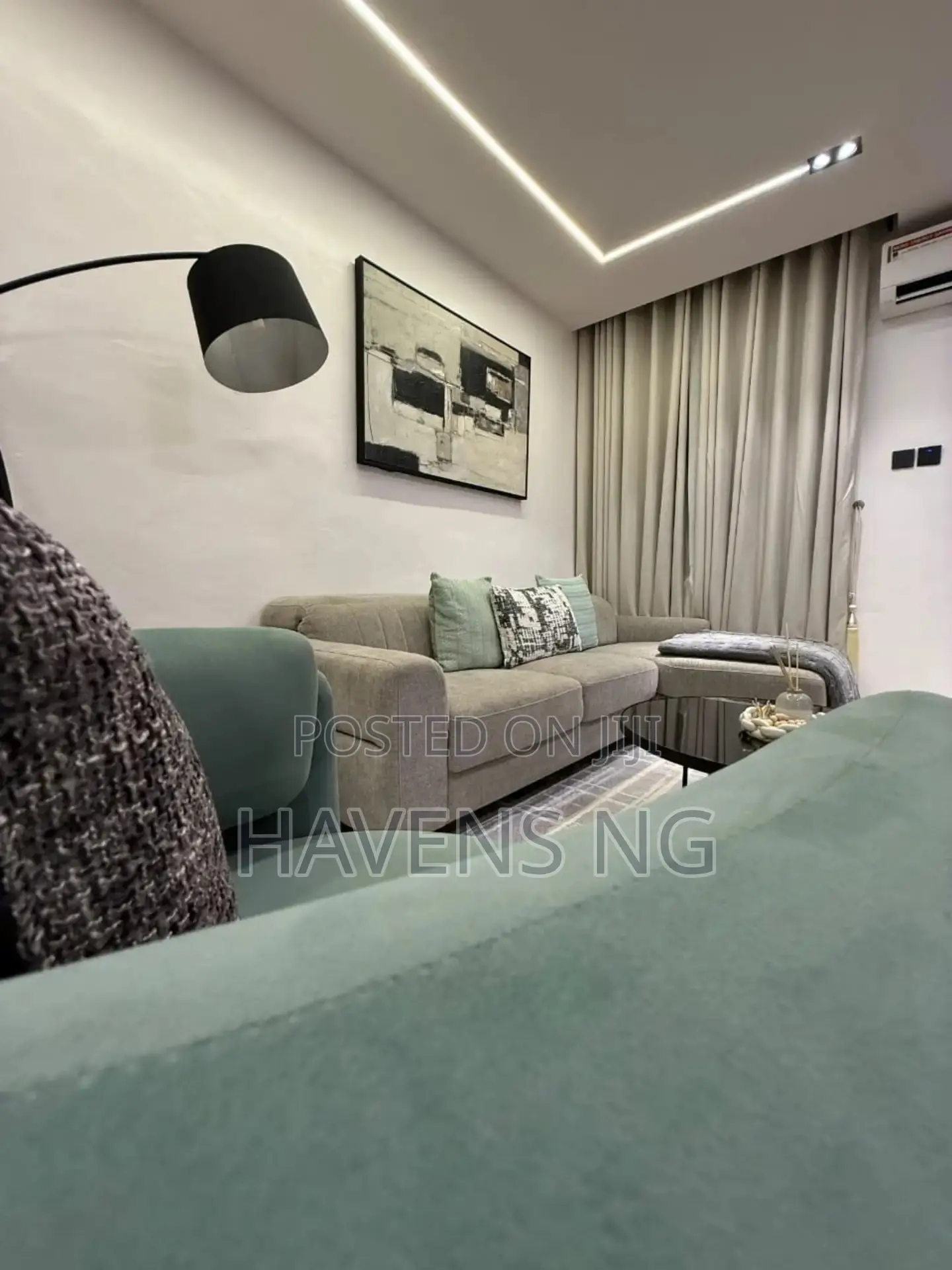 2-Bedroom Apartment in Onike, Yaba, Lagos in Onike