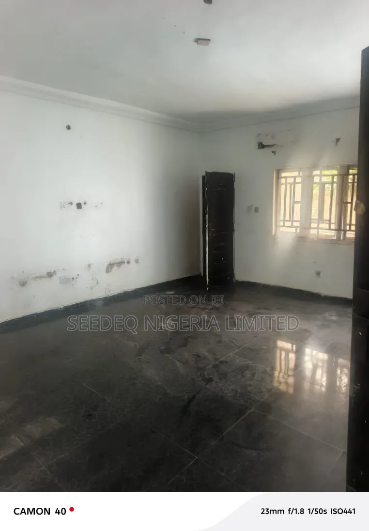 2bdrm Block of Flats in Unity Estate, Igbogbo for rent in Igbogbo