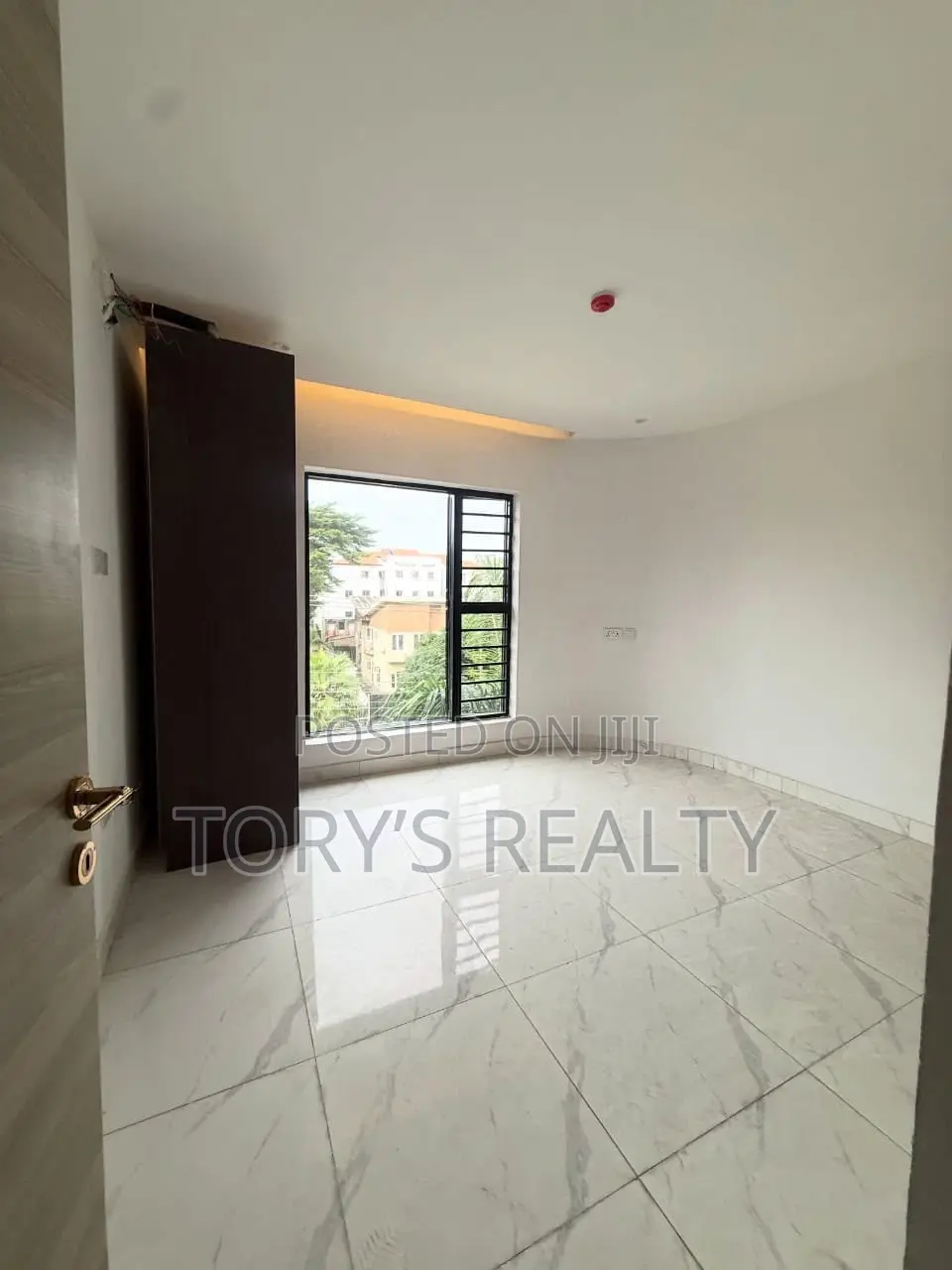 3bdrm Apartment in Lekki Phase 1 for sale in Lekki Phase 1