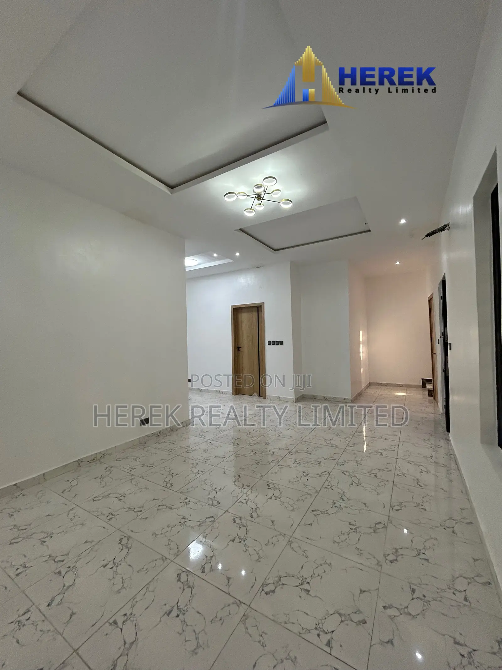 4bdrm Duplex in Ilaje Estate, Ado / Ajah for sale in Ado / Ajah