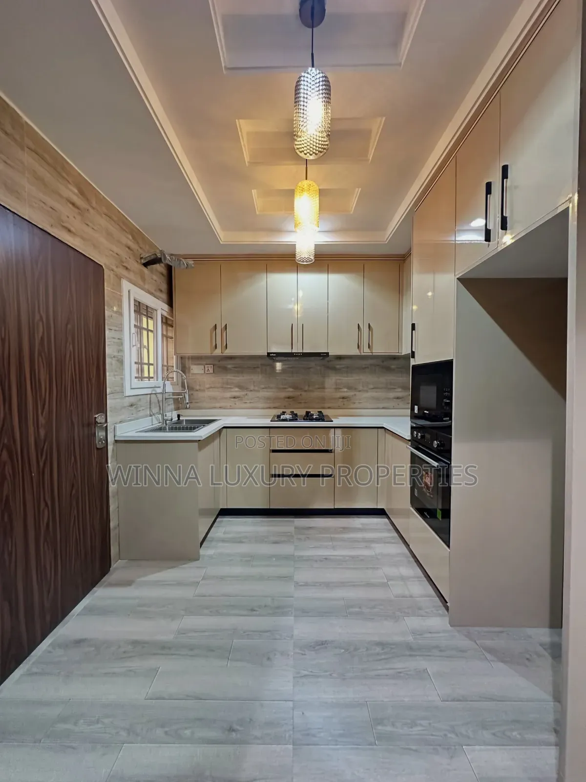 5bdrm Duplex in Life Camp for sale in Life Camp