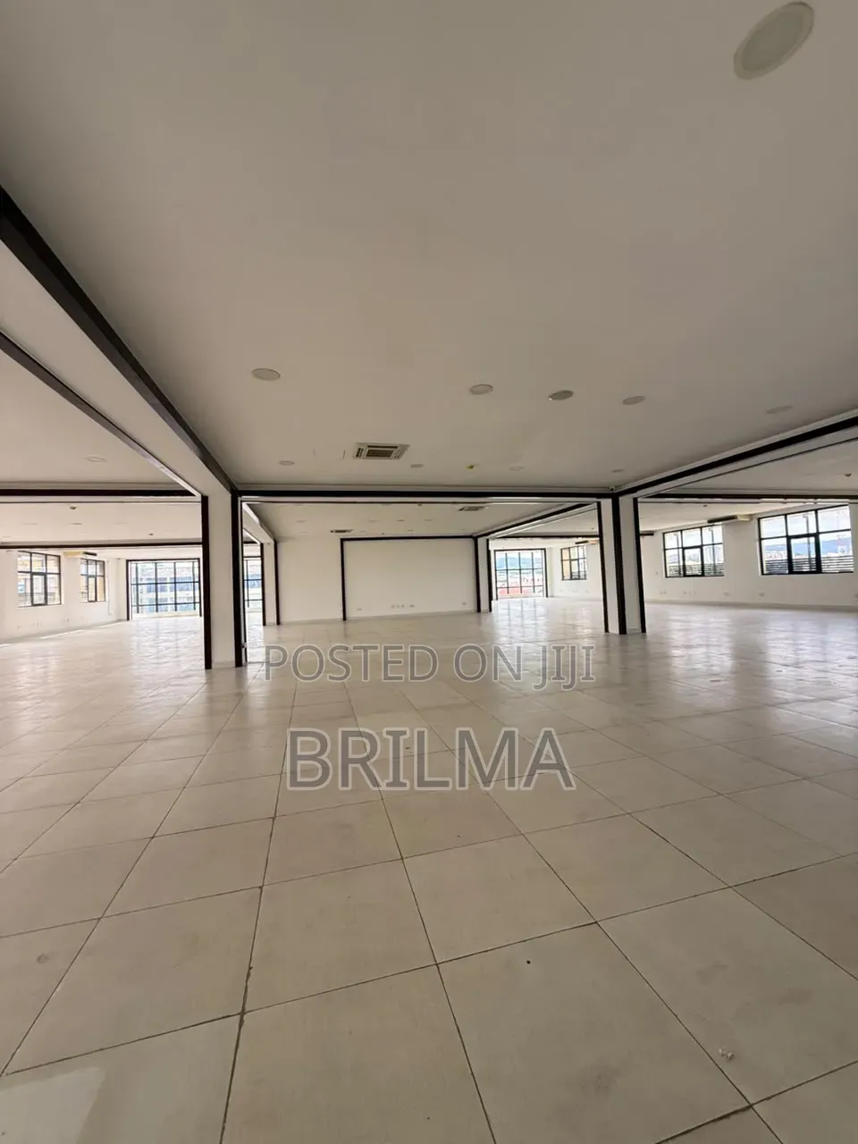 750 SQM of Office/Shop Space in Wuse 2 for RENT in Wuse 2
