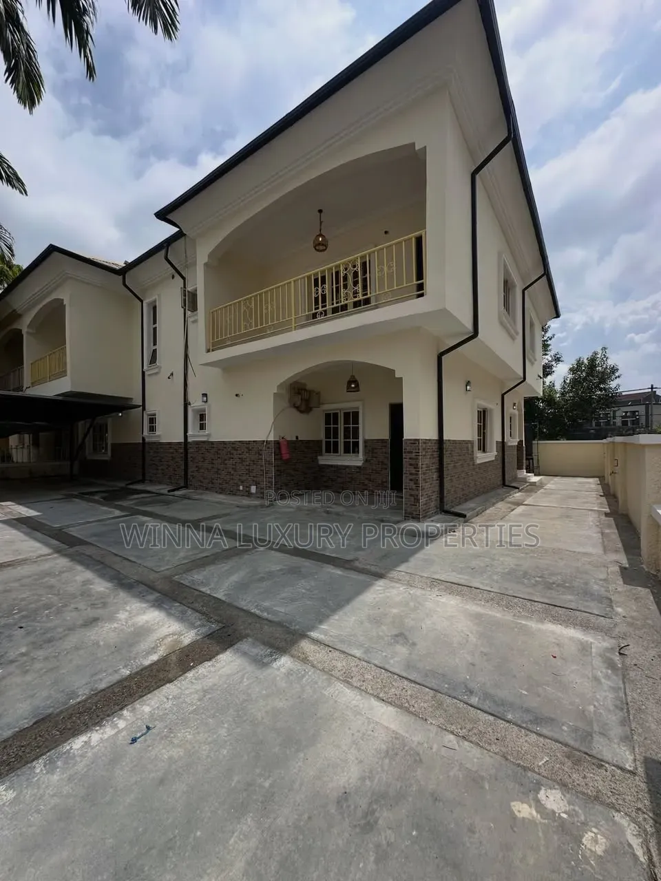 5bdrm Duplex in Wuye for sale in Wuye
