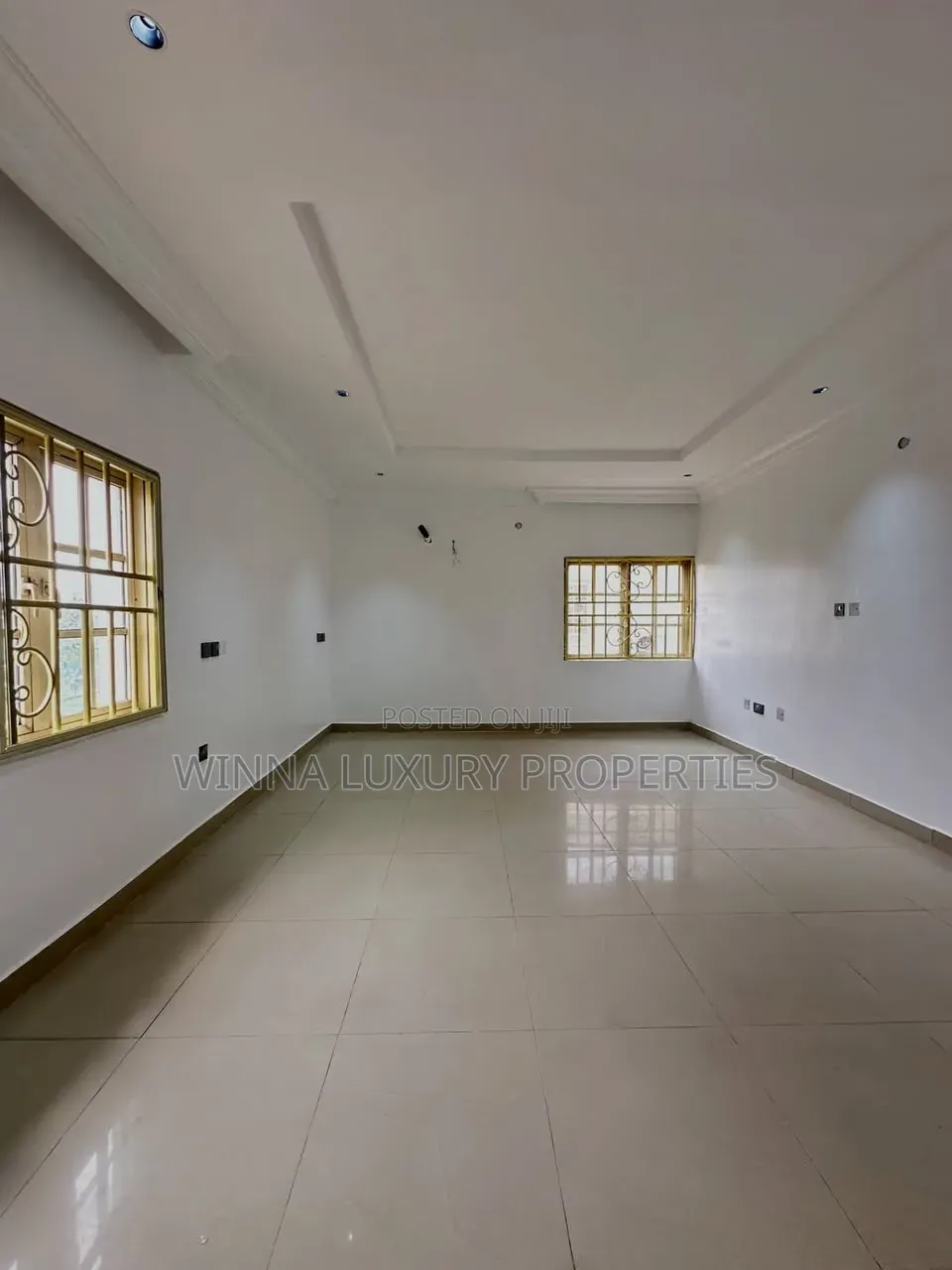 5bdrm Duplex in Wuye for sale in Wuye