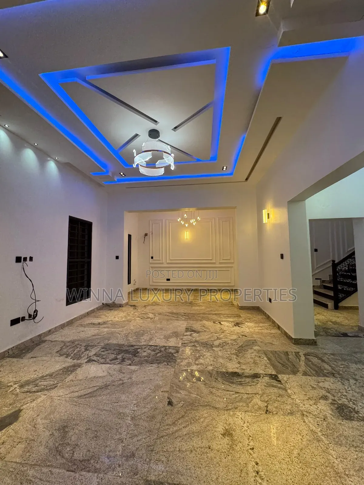 5bdrm Duplex in Life Camp for sale in Life Camp
