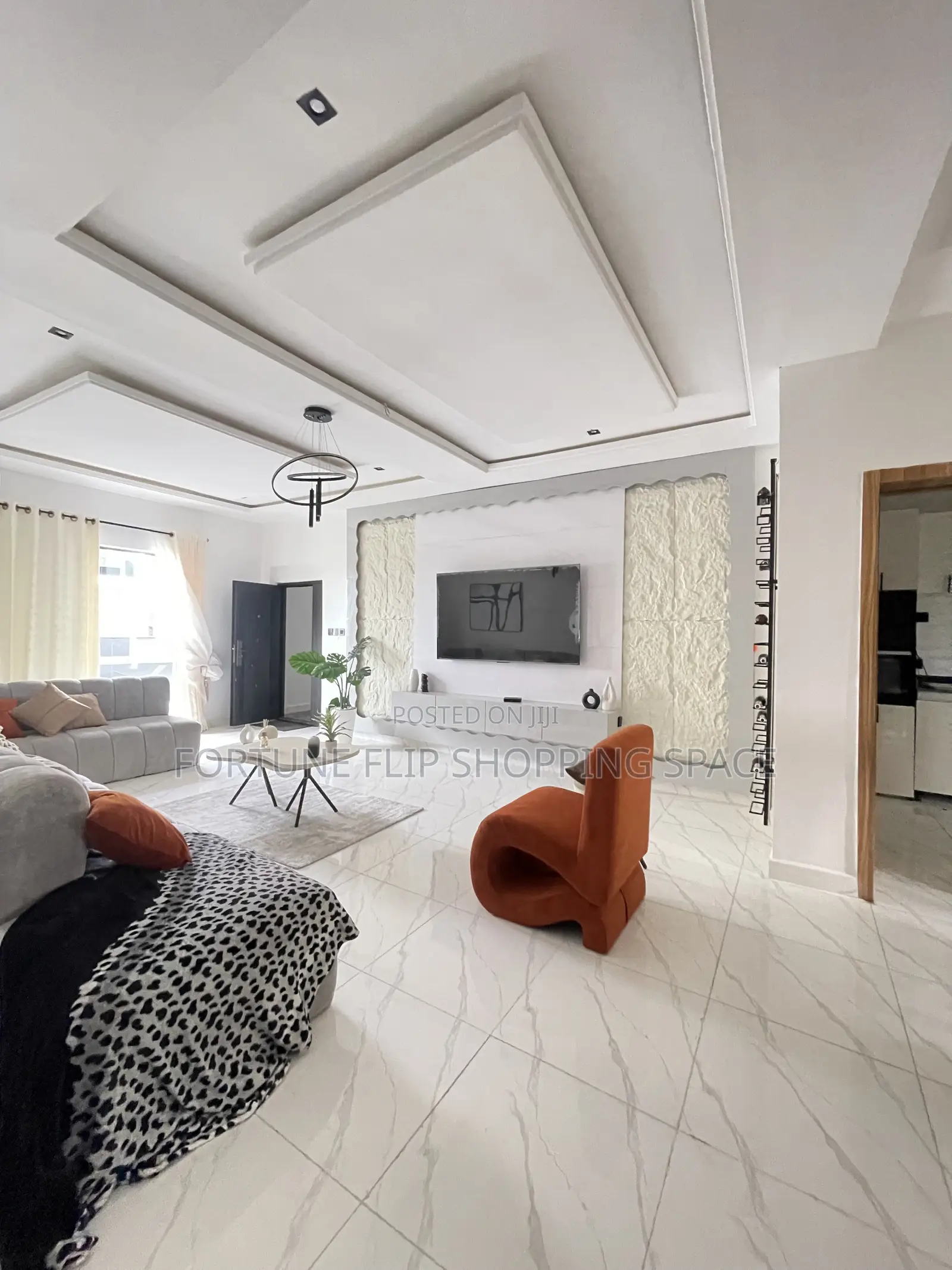 Furnished 2bdrm Apartment in Lekki Phase 2 for sale in Lekki Phase 2