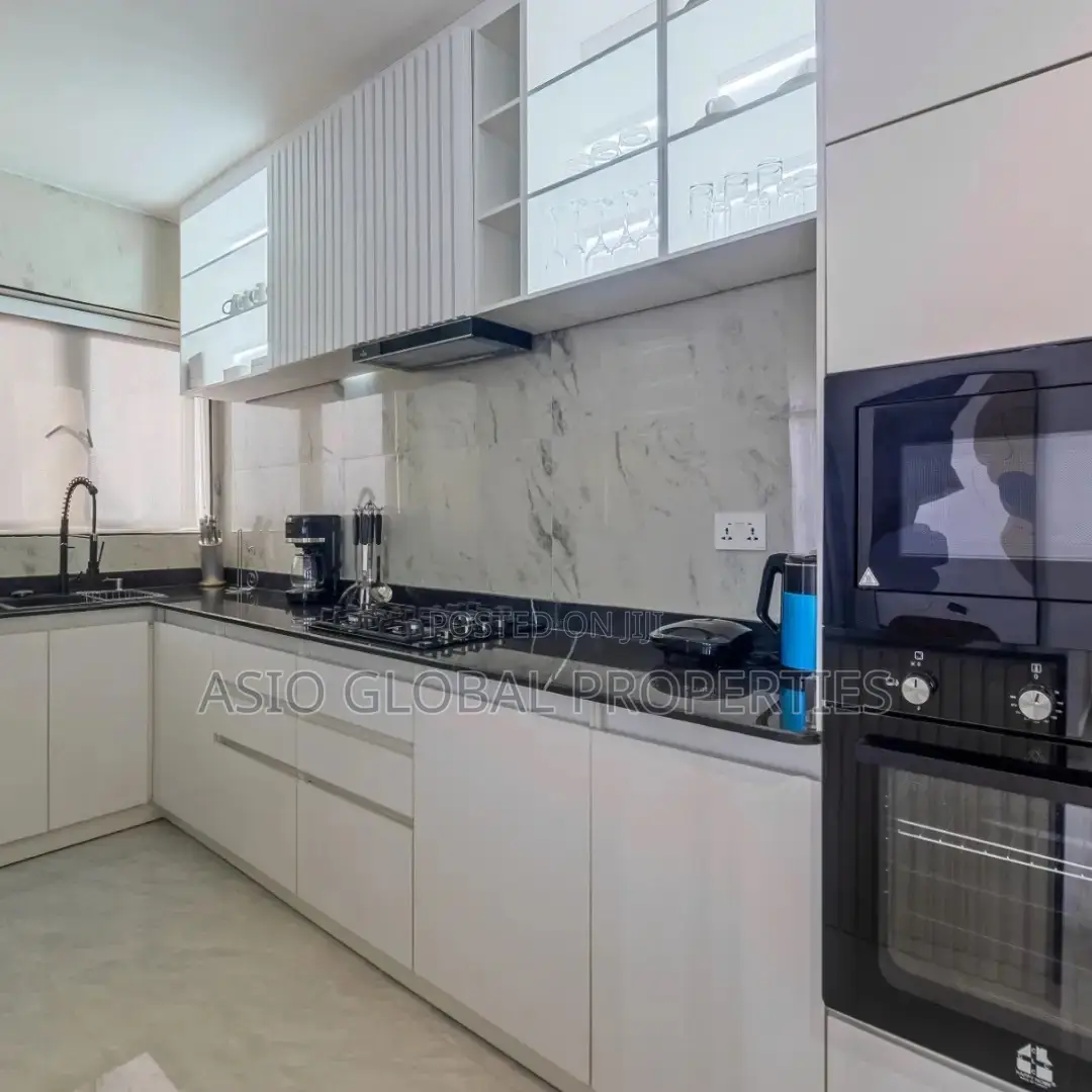 Luxurious City View 3bedroom. Apartment in Ikate, Lekki in Ikate-Elegushi