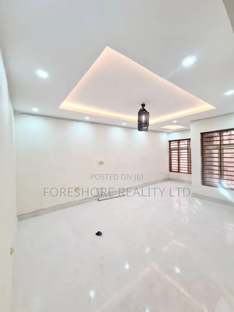 4bdrm Duplex in Justice Coker, Alausa for rent in Alausa