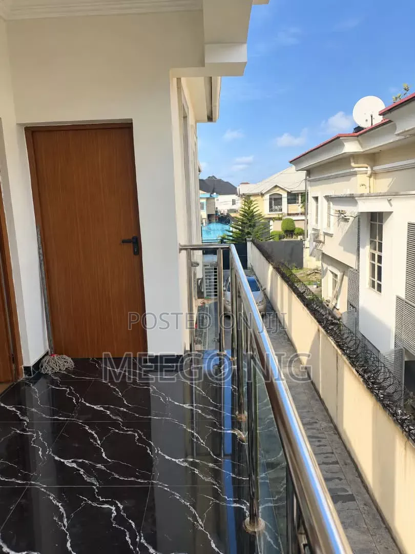 Studio Apartment in Ikota Lagos for rent in Ikota