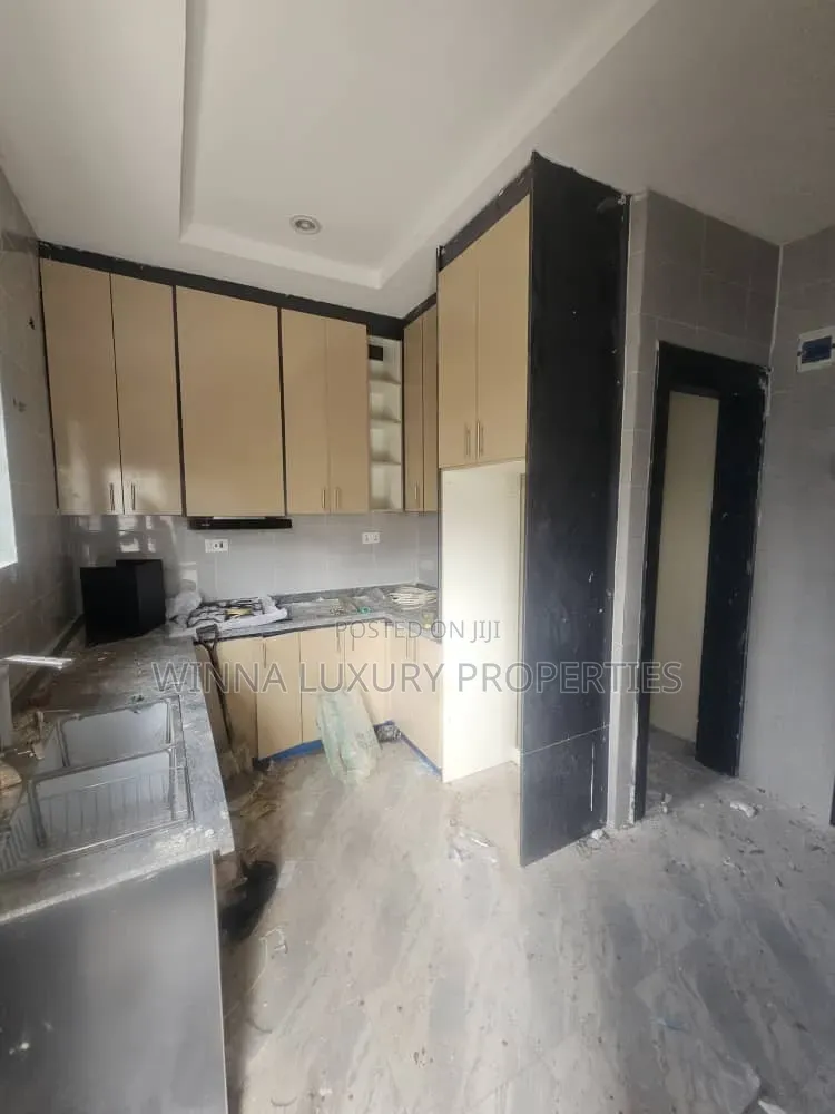 2bdrm Duplex in Behind Shafa Filling, Lugbe District for rent in Lugbe District