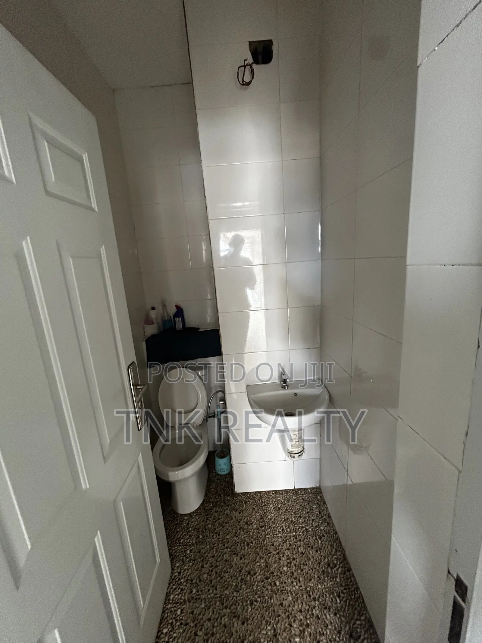 Office Space for Rent in Wuse 2 in Wuse 2