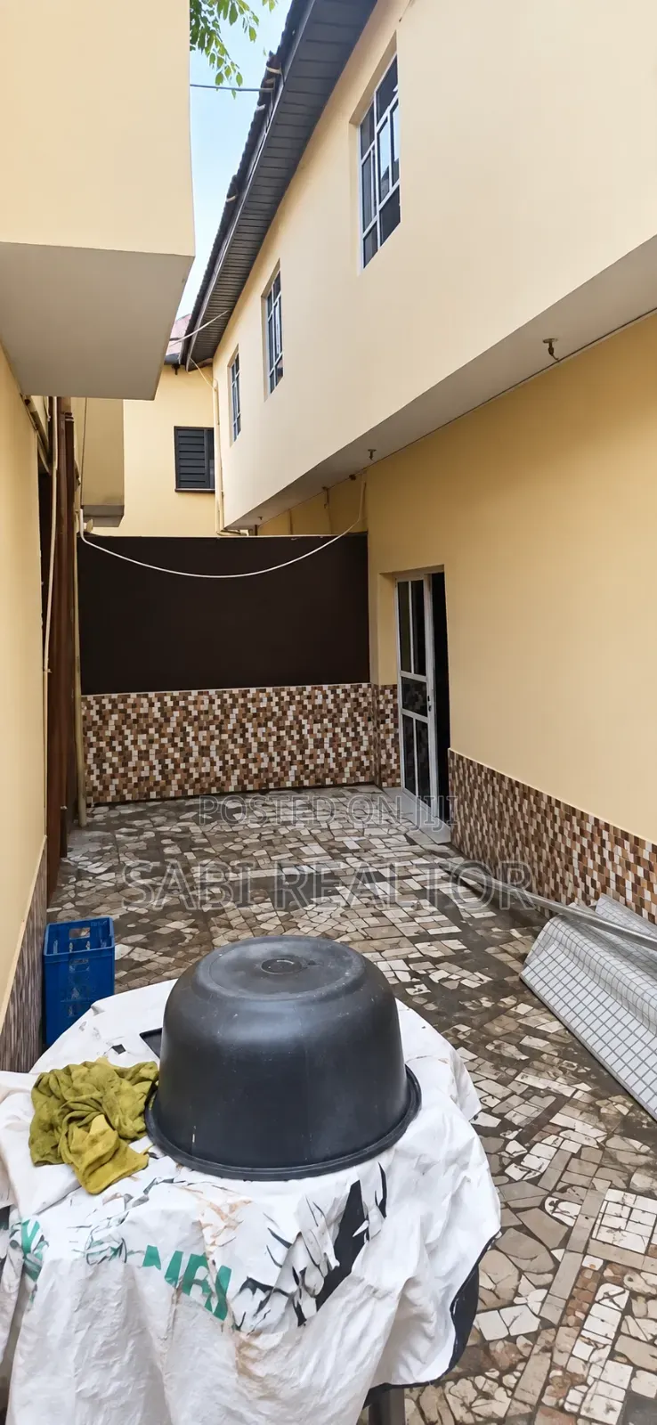 Furnished 5bdrm Duplex in Oshodi Expressway for sale in Oshodi Expressway