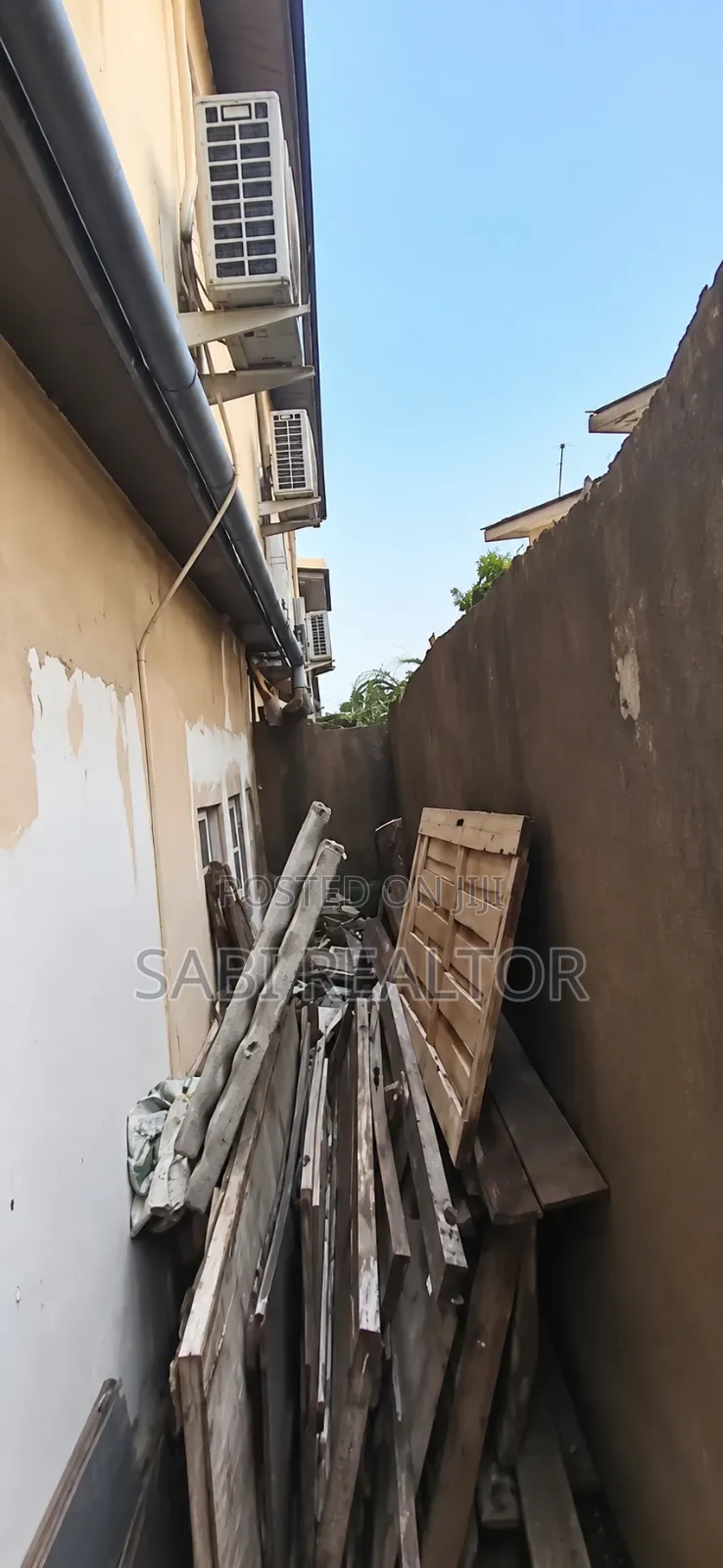 Furnished 5bdrm Duplex in Oshodi Expressway for sale in Oshodi Expressway