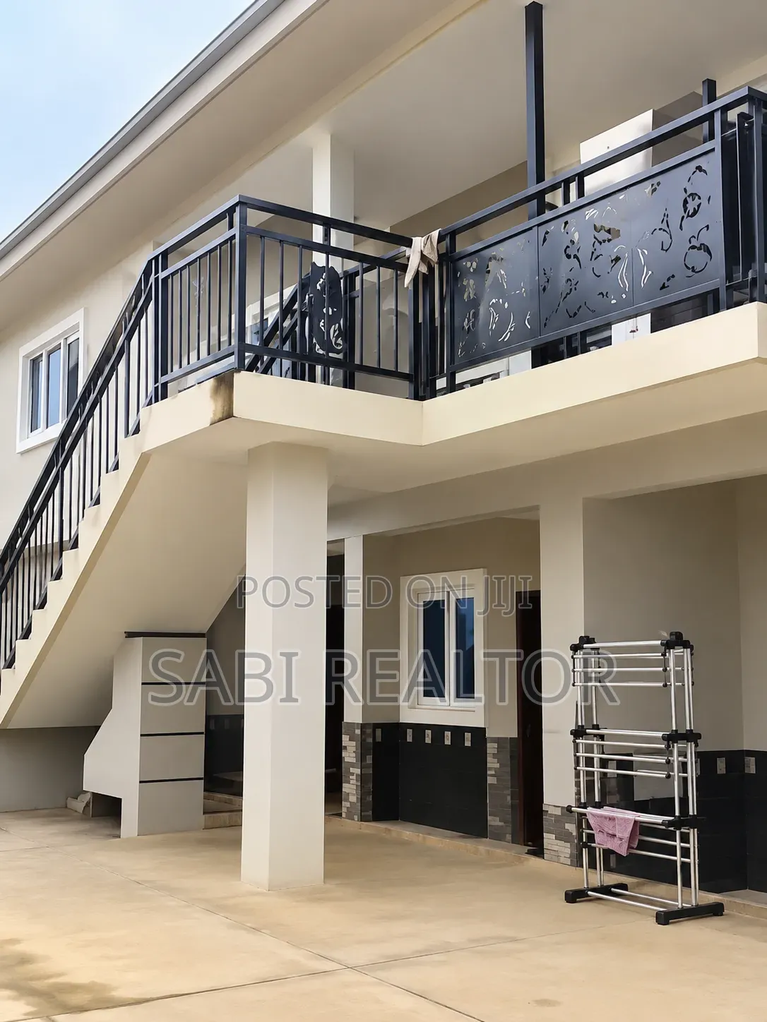 Furnished 3bdrm Block of Flats in Baruwa for sale in Baruwa